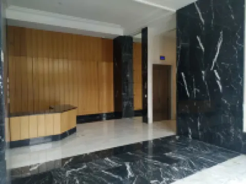 雷納廣場朋友公寓