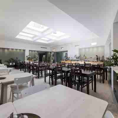 Hotel Montestella Dining/Meeting Rooms