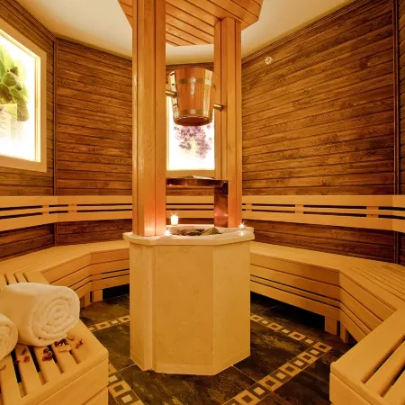Earth & People Hotel & Spa - Free Parking