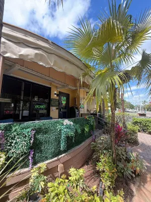 Sheridan Hostel Hotels in 