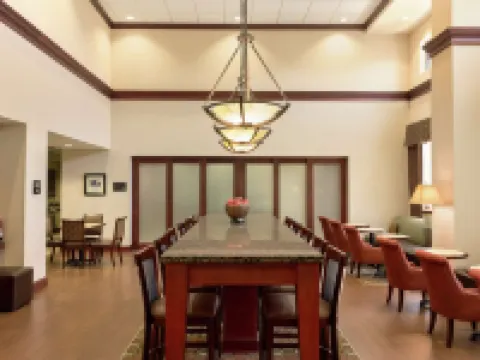 Hampton Inn & Suites Prattville Hotels in Prattville