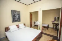 The Hilltop Eco Homestay Hotels in Medadumbara
