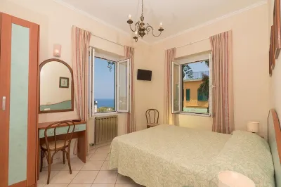 Hotel Monti Hôtels à : 