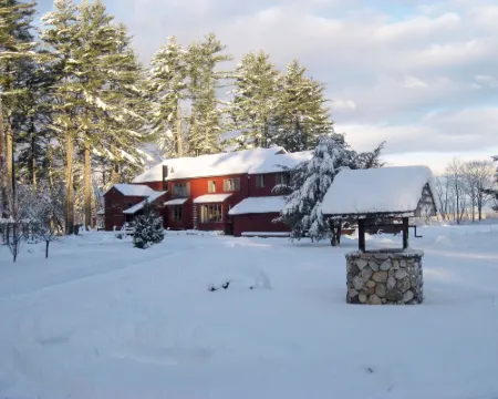 Old Saco Inn Hotels in Fryeburg