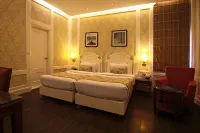 Hotel Bright Hotels in New Delhi
