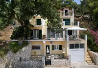 Faos Luxury Apartments - Havudsigt