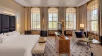 Bilderberg Bellevue Hotel Dresden Các khách sạn gần The world of the GDR