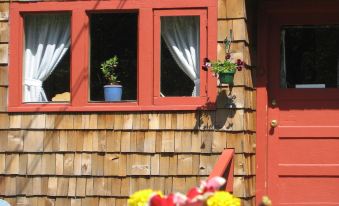 Shakti Cove Cottages