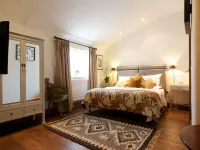 Mr & MRS Smith Eckington Manor Hotels in Wychavon District