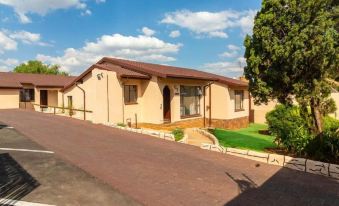 Meredale Lodge