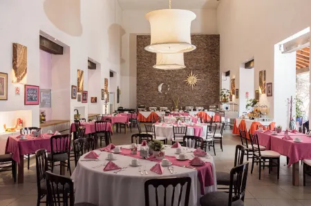 Radisson Hotel Cuernavaca Отели в г. Тетекалита