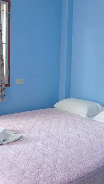 ห้องสแตนดาร์ดพร้อมเครื่องปรับอากาศ(เตียงใหญ่)