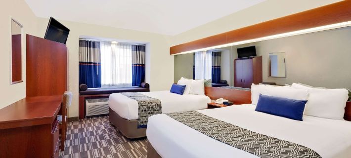 Microtel Inn & Suites by Wyndham Middletown Hotels in Orangen piirikunta