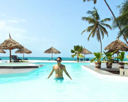 Smiles Beach Hotel โรงแรมในนุงวี