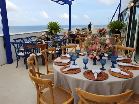 Atlantico Sul Hotel Отели рядом с достопримечательностью «Parque Ecológico Chico Mendes»