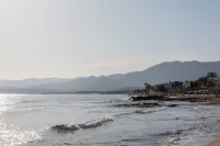 藍海海灘飯店-美利亞旗下 - 沙灘