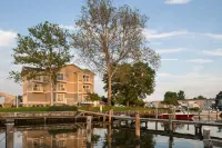 Anchored Inn at Hidden Harbor Hotel di Chesapeake Beach