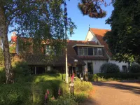 Hotel de Torenhoeve Hotel di 