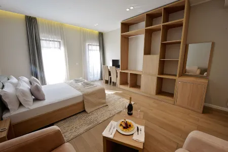 Alis Hotel Отели в г. Shkodra