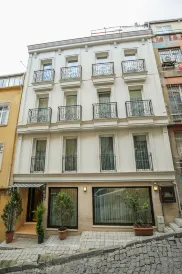 Artika Hotel