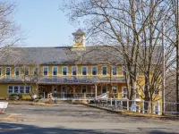 Old Mill Inn Hotels in Hampshire County