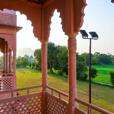 Hotel Pushkar Legacy
