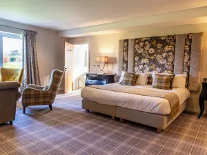 Peak Edge Hotel