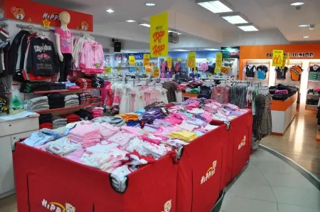 Salim Inn Отели рядом с достопримечательностью «Lin's Swan Garden»