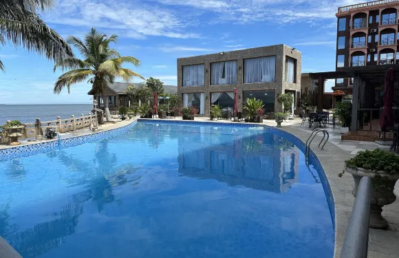 自由市大道酒店