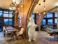 Royal Ours Blanc Boutique Hôtel & Spa Hotels in Huez