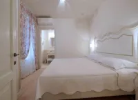 Garda Apartments San Vigilio Golf Hotels in Solferino