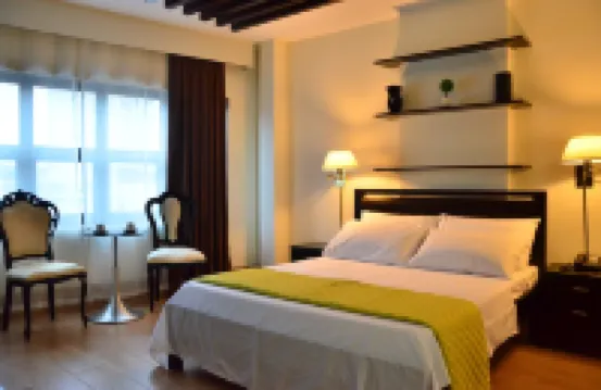 Oriental Zen Suites Hotels in Santa Cruz