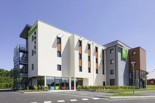 Ibis Styles Vierzon Hôtels à : Salbris