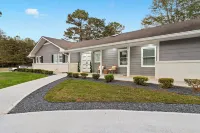 3-bedroom Luxury House in Family-friendly Peachtree City with Golf-cart Option