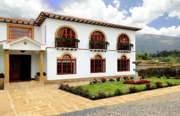 安吉利斯別墅酒店