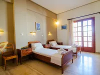 Almira Inn Hotele w: Ios