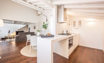 Emilia Suite Urban