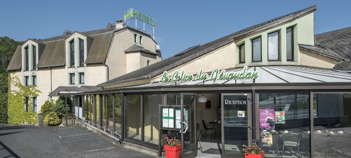 Hôtel-Restaurant le Calice du Gevaudan - A75 Hotels in Lozere