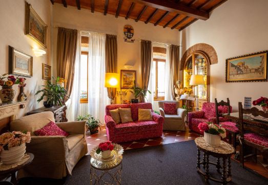 3. 호텔 막심 플로..