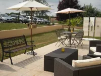 Hôtel Hapy Hotels in Houdan
