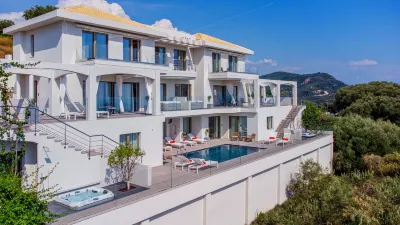 Livinghome Suites
