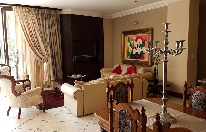 Casa Flora Guesthouse