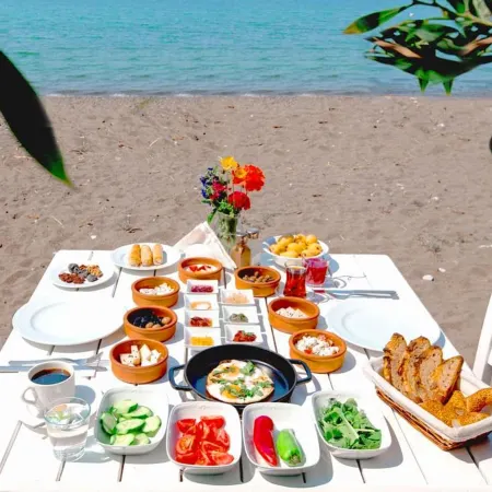 Yonca Lodge