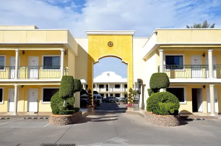Hotel San Sebastian Отели рядом с достопримечательностью «Museum of Popular Cultures of Sonora»