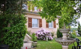 Au Jardin Fleuri