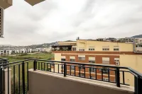 Tirent Apartment-Modern Bedrooms Stay Near Liqeni I Thatë -  Apartamentos vacacionales