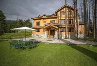 Shaw Inn Hotels in Baramulla