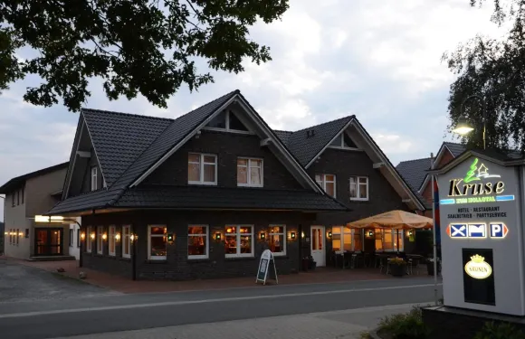 克魯斯祖姆霍羅託酒店