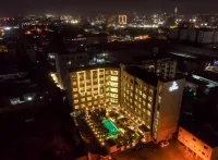 Byblos Hotel