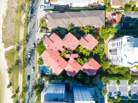 Bayview Beach Holiday Apartments Hotels in Biggera Waters